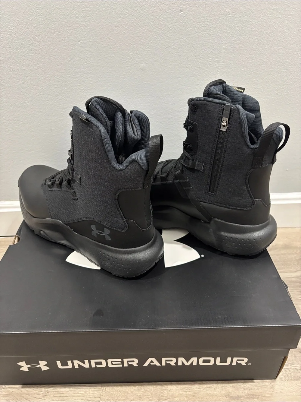 Under Armour Micro G Stellar Zip WP